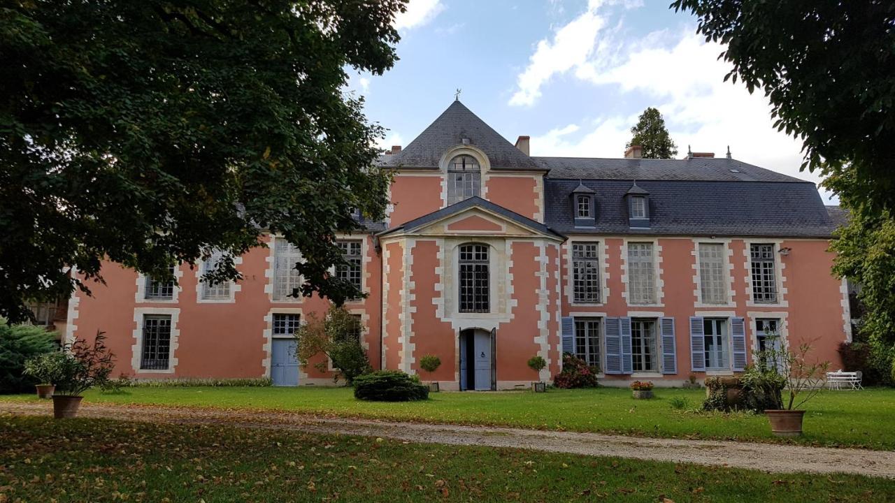Cosne-sur-Loire Le Nid De Dany Bed & Breakfast エクステリア 写真