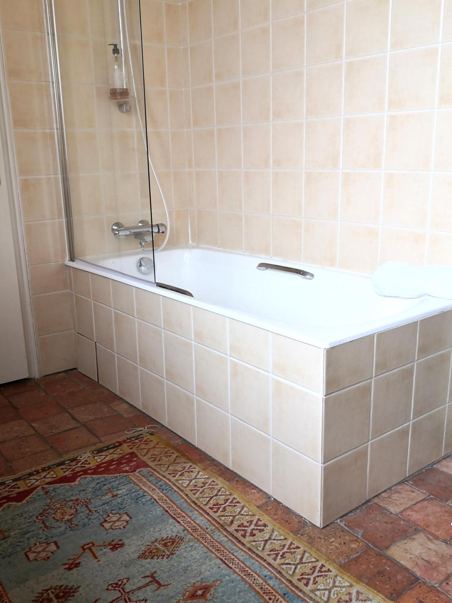 Cosne-sur-Loire Le Nid De Dany Bed & Breakfast エクステリア 写真
