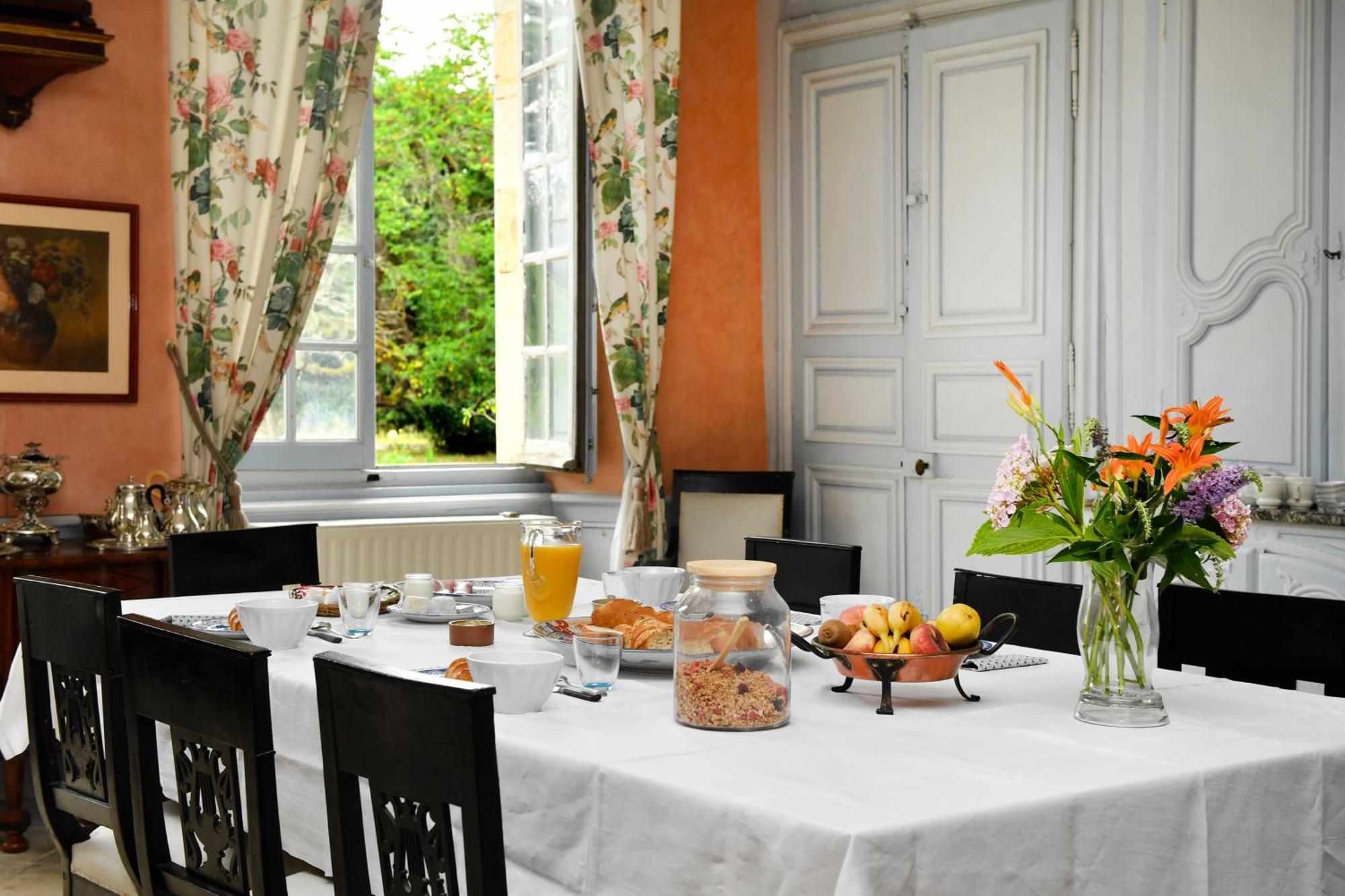 Cosne-sur-Loire Le Nid De Dany Bed & Breakfast エクステリア 写真